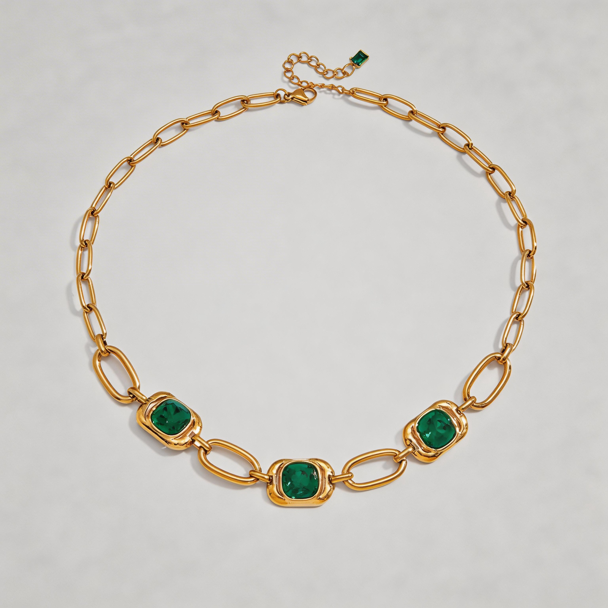 Verdant Halo Crystal Paperclip Chain Necklace